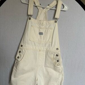 Signature by Levi Strauss Cream Women Jeans Overalls